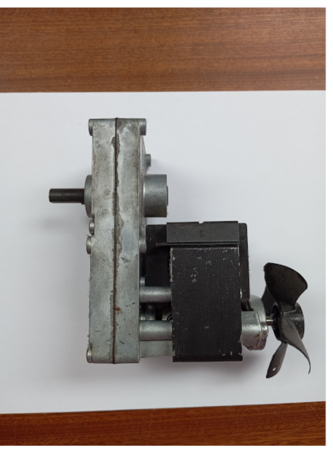 MOTORIDUTTORE 4 RPM PER STUFA A PELLET SIDEROS