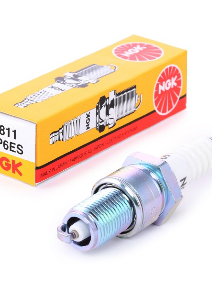 CANDELA PER MACCHINARI DA GIARDINO NGK-BP6ES 7811